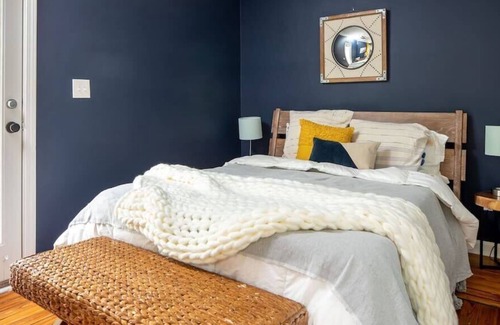 Cabbagetown House | Cabbagetown Peach Sum
