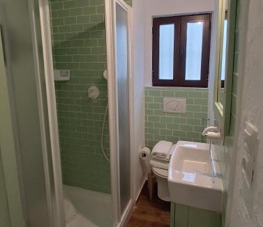 Old Town Apartment | Cabernet Sauvignon - Harbor's Light