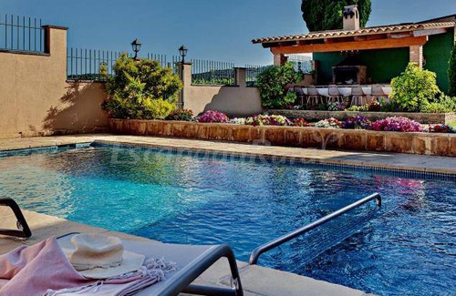 Font-Rubi Cottage | Cabin ∙ 6 bedrooms ∙ 16 guests
