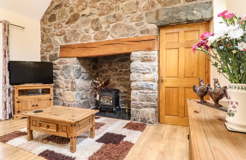 Dyffryn Ardudwy Cottage | Cabin ∙ 1 bedroom ∙ 2 guests