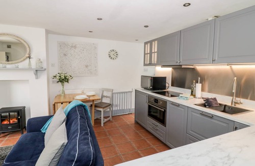 Halford Cottage | Cabin ∙ 1 bedroom ∙ 2 guests