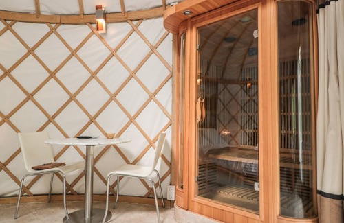 Beckford Cottage | Cabin ∙ 1 bedroom ∙ 2 guests