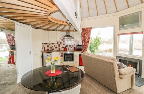 Beckford Cottage | Cabin ∙ 1 bedroom ∙ 2 guests