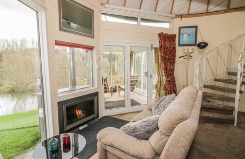 Beckford Cottage | Cabin ∙ 1 bedroom ∙ 2 guests
