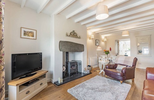 Ffestiniog Cottage | Cabin ∙ 1 bedroom ∙ 2 guests