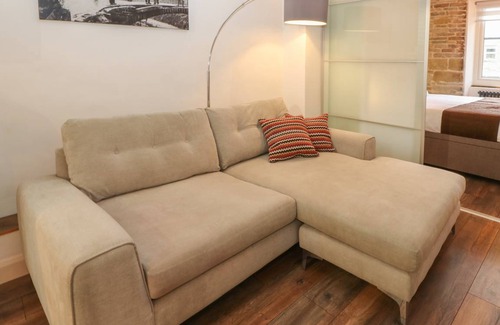 Holmfirth Cottage | Cabin ∙ 1 bedroom ∙ 2 guests