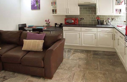 Little Witcombe Cottage | Cabin ∙ 1 bedroom ∙ 2 guests