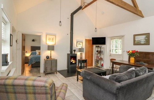 Trawscoed Cottage | Cabin ∙ 1 bedroom ∙ 2 guests