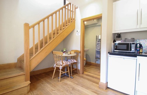 Farlow Cottage | Cabin ∙ 1 bedroom ∙ 2 guests
