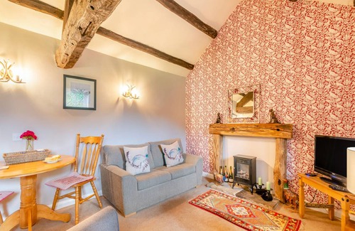 Easterside Cottage | Cabin ∙ 1 bedroom ∙ 2 guests