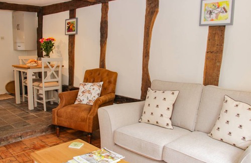 Malpas Cottage | Cabin ∙ 1 bedroom ∙ 2 guests