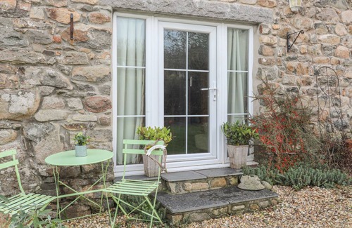 Nefyn Cottage | Cabin ∙ 1 bedroom ∙ 2 guests