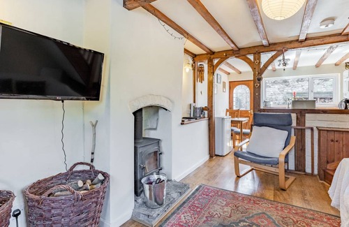 Clun Cottage | Cabin ∙ 1 bedroom ∙ 2 guests
