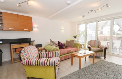 Holt Cottage | Cabin ∙ 1 bedroom ∙ 2 guests