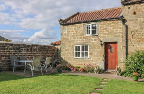 Sawley Cottage | Cabin ∙ 1 bedroom ∙ 3 guests