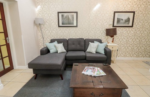 Guyzance Cottage | Cabin ∙ 1 bedroom ∙ 2 guests