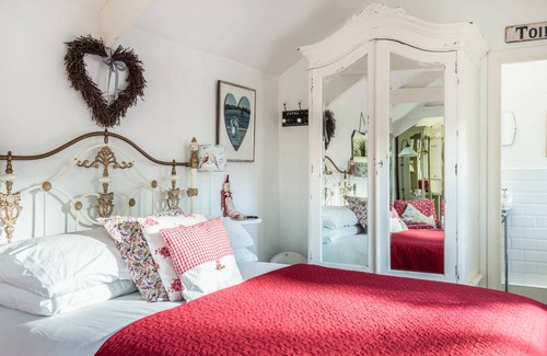 Rescorla Cottage | Cabin ∙ 1 bedroom ∙ 2 guests