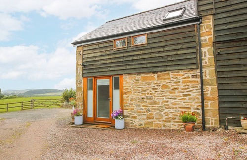 Craven Arms Cottage | Cabin ∙ 1 bedroom ∙ 2 guests