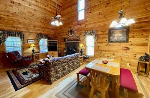 Helen House | Cabin 2 bed close to Helen hot tub #15