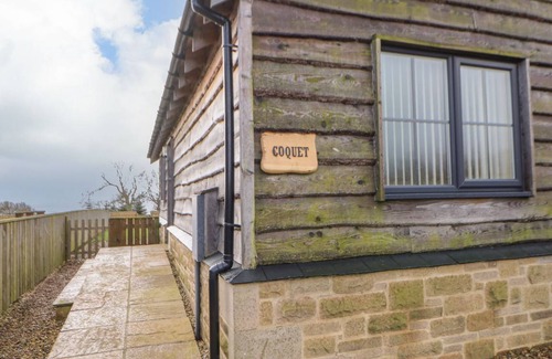Longframlington Cottage | Cabin ∙ 2 bedrooms ∙ 4 guests