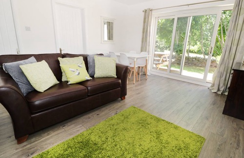 Allendale Cottage | Cabin ∙ 2 bedrooms ∙ 4 guests