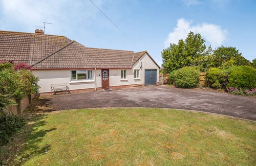 Blue Anchor Cottage | Cabin ∙ 2 bedrooms ∙ 4 guests