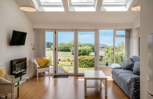Blue Anchor Cottage | Cabin ∙ 2 bedrooms ∙ 4 guests