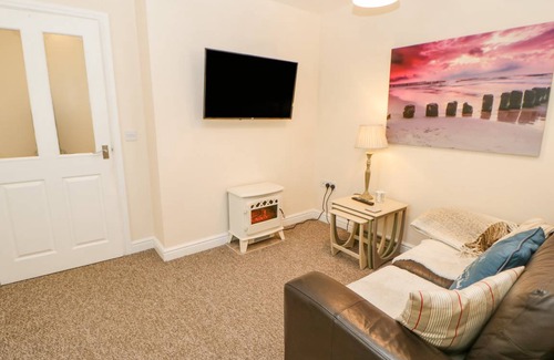 Amble Cottage | Cabin ∙ 2 bedrooms ∙ 3 guests
