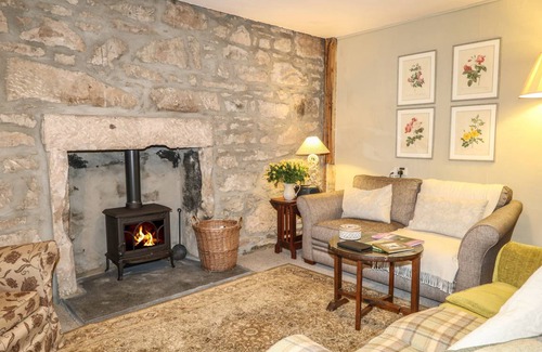 Nairn Cottage | Cabin ∙ 2 bedrooms ∙ 3 guests