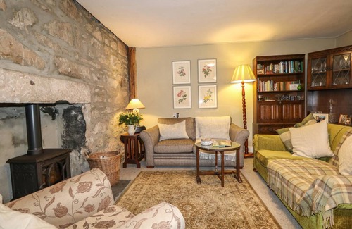 Nairn Cottage | Cabin ∙ 2 bedrooms ∙ 3 guests