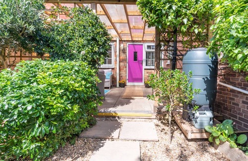Mappleton Cottage | Cabin ∙ 2 bedrooms ∙ 4 guests