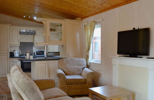 Dinnet Cottage | Cabin ∙ 2 bedrooms ∙ 4 guests