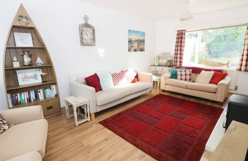 Benllech Cottage | Cabin ∙ 2 bedrooms ∙ 4 guests