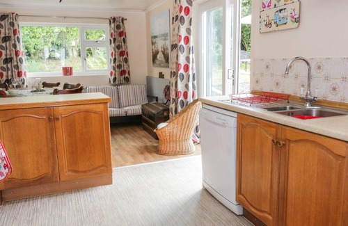 Benllech Cottage | Cabin ∙ 2 bedrooms ∙ 4 guests