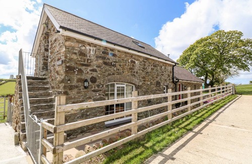 Llanerchymedd Cottage | Cabin ∙ 2 bedrooms ∙ 4 guests