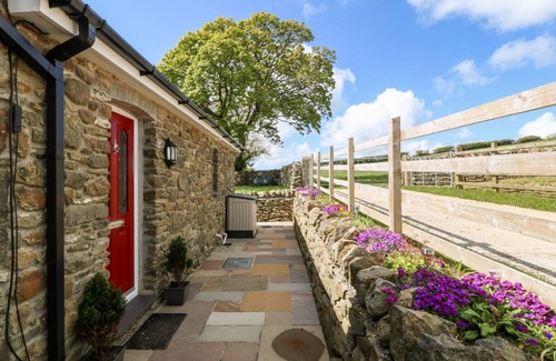 Llanerchymedd Cottage | Cabin ∙ 2 bedrooms ∙ 4 guests