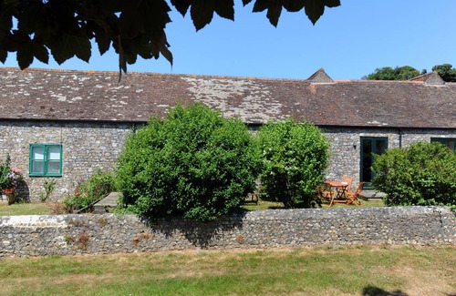 Rousdon Cottage | Cabin ∙ 2 bedrooms ∙ 4 guests