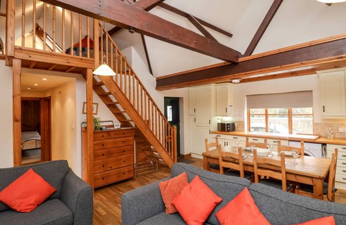 Rousdon Cottage | Cabin ∙ 2 bedrooms ∙ 4 guests