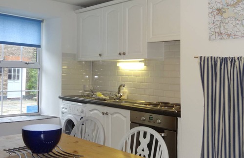 Edmonton Cottage | Cabin ∙ 2 bedrooms ∙ 4 guests