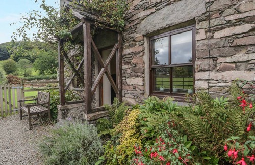 Grasmere Cottage | Cabin ∙ 2 bedrooms ∙ 4 guests