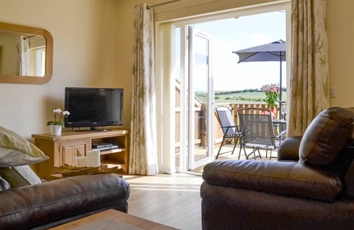 Peterlee Cottage | Cabin ∙ 2 bedrooms ∙ 4 guests