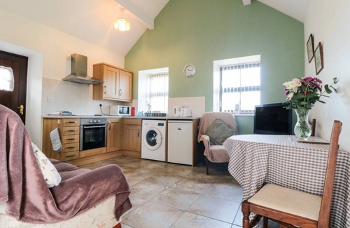 Saltburn-by-the-Sea Cottage | Cabin ∙ 2 bedrooms ∙ 4 guests