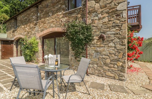 Modbury Cottage | Cabin ∙ 2 bedrooms ∙ 4 guests