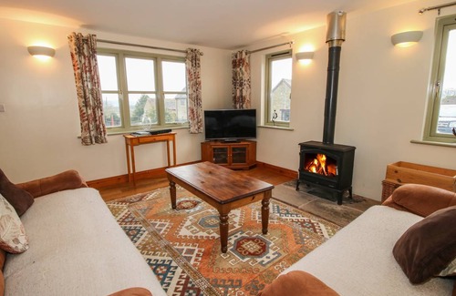Craven Arms Cottage | Cabin ∙ 2 bedrooms ∙ 4 guests