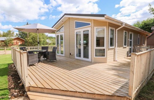 Pentney Cottage | Cabin ∙ 2 bedrooms ∙ 4 guests