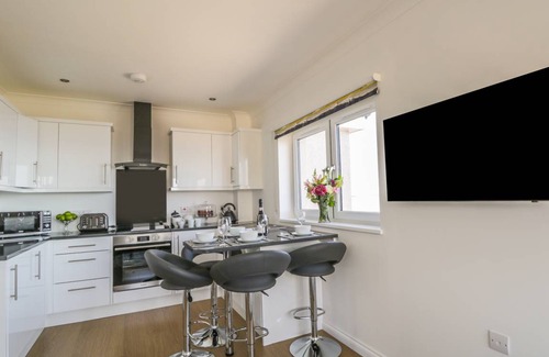 Banff Cottage | Cabin ∙ 2 bedrooms ∙ 4 guests