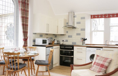 Perth Cottage | Cabin ∙ 2 bedrooms ∙ 4 guests