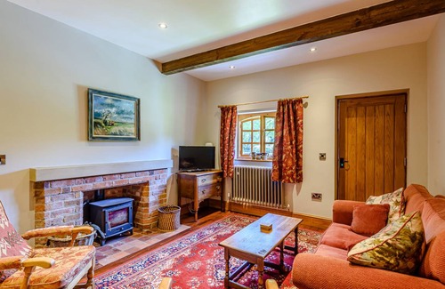 Sturton By Stow Cottage | Cabin ∙ 2 bedrooms ∙ 4 guests