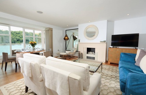 Dartmouth Cottage | Cabin ∙ 2 bedrooms ∙ 4 guests