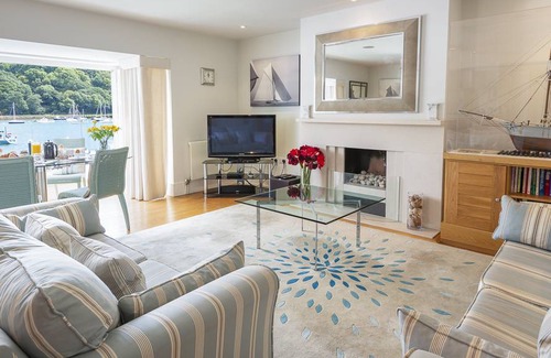 Dartmouth Cottage | Cabin ∙ 2 bedrooms ∙ 4 guests